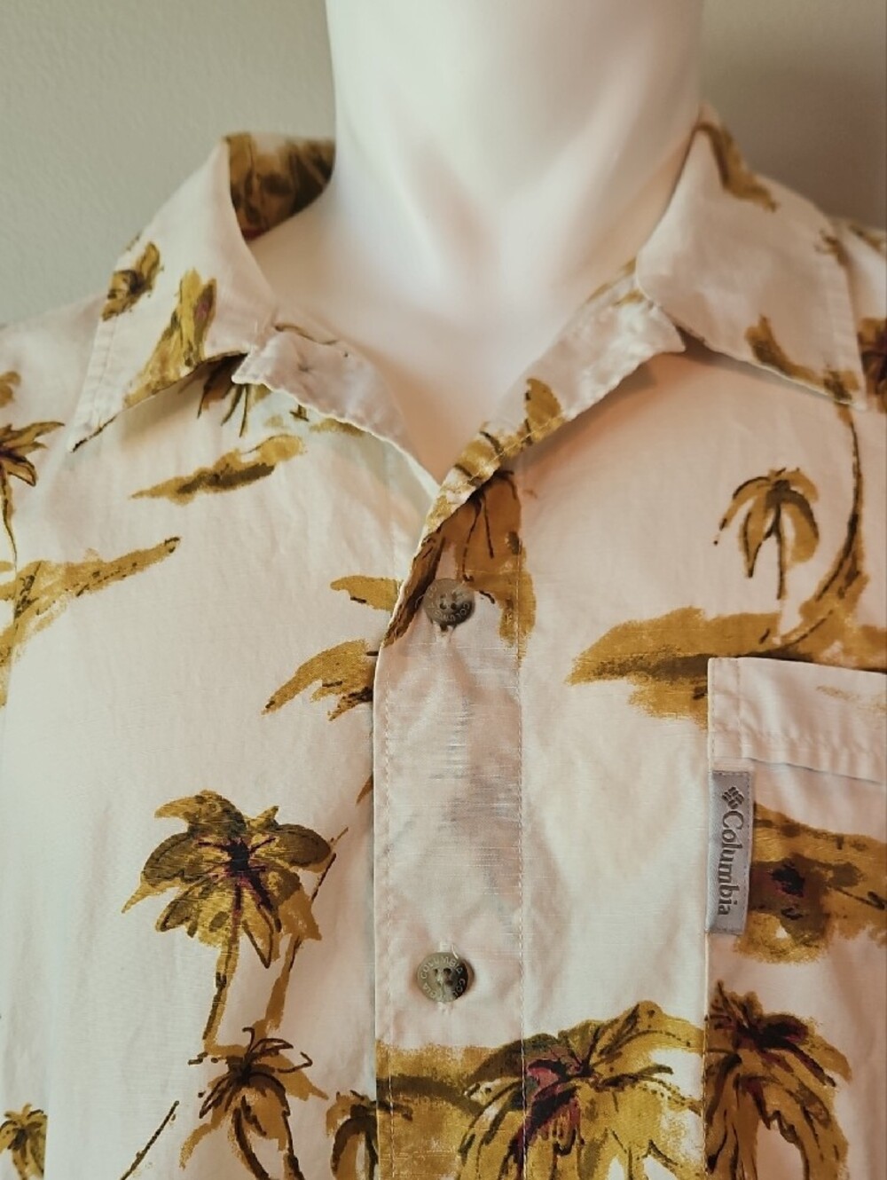 Men's Short-Sleeve Palm Print Button-Down Shirt - Cream & Yellow - Picture 3 of 7